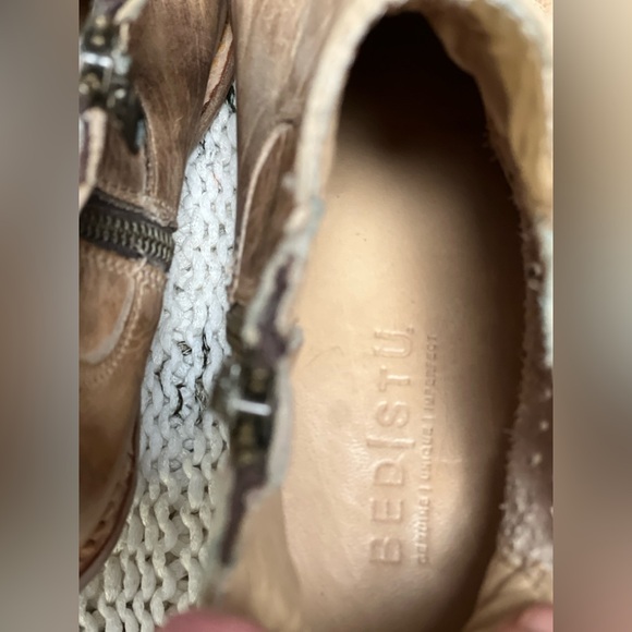 BED STU COUNTESS Cobblestone Series, Tan Rustic, Size 39
Leather Luxury Feminine - Picture 11 of 11